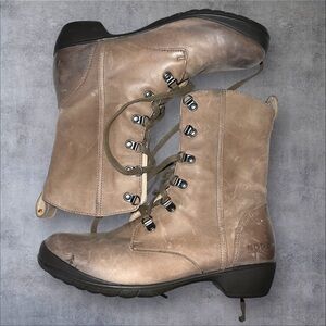 Bogs Rugged Tan Leather Combat Boots